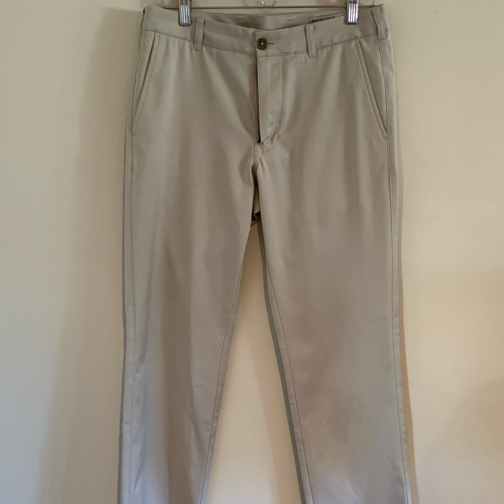 Mizzen+Main men’s khaki trousers. 30”W 30”L